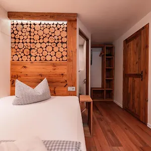 Boutique Restaurant & Beim Lipp Hotel